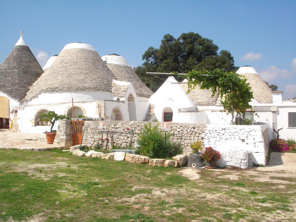 Masseria Ferri Остуни Экстерьер фото