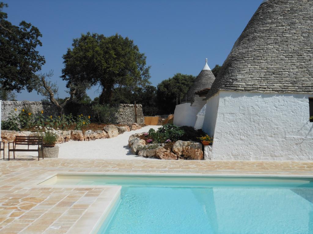 Masseria Ferri Остуни Экстерьер фото