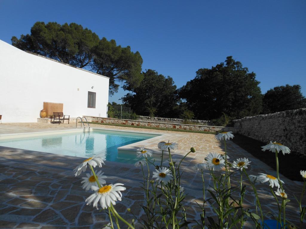 Masseria Ferri Остуни Экстерьер фото
