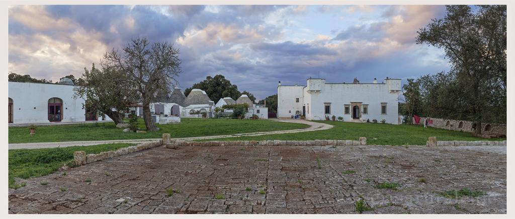 Masseria Ferri Остуни Экстерьер фото